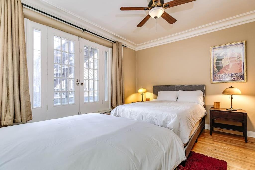 Brownstone In Gold Coast Apartment Chicago Bagian luar foto