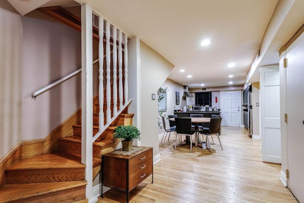 Brownstone In Gold Coast Apartment Chicago Bagian luar foto
